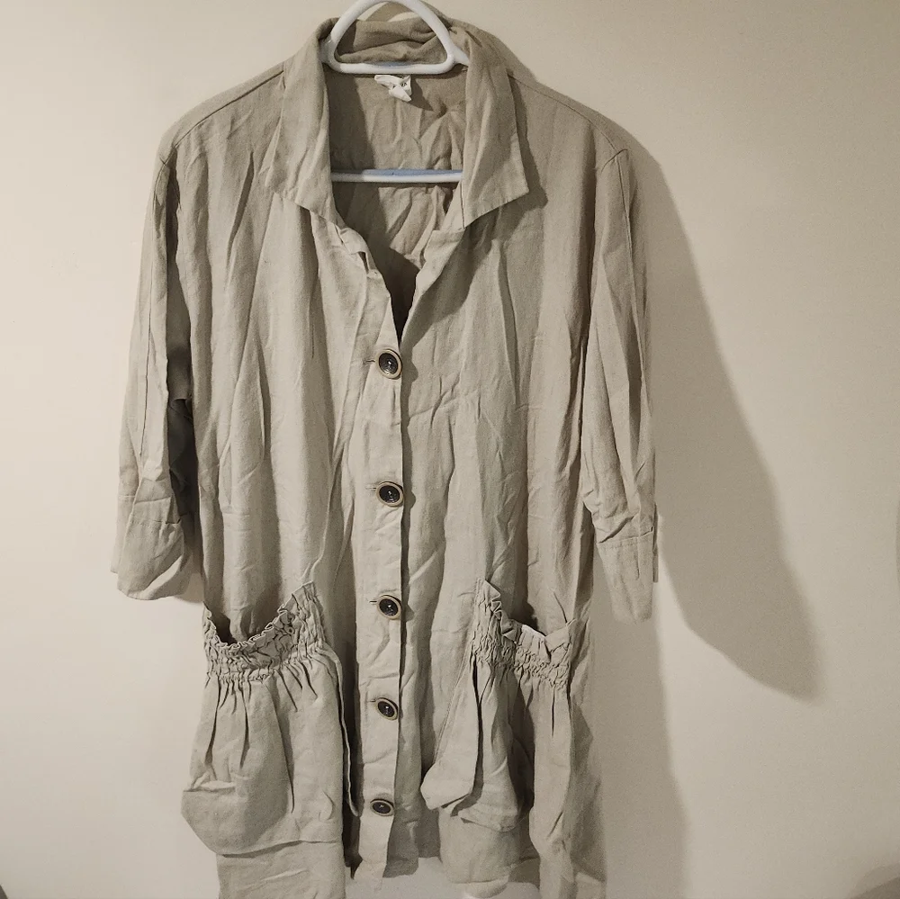 Women's Beige Button-Up Coat - Picture 3 of 3